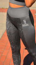 Load image into Gallery viewer, Women’s Grey Slither Set