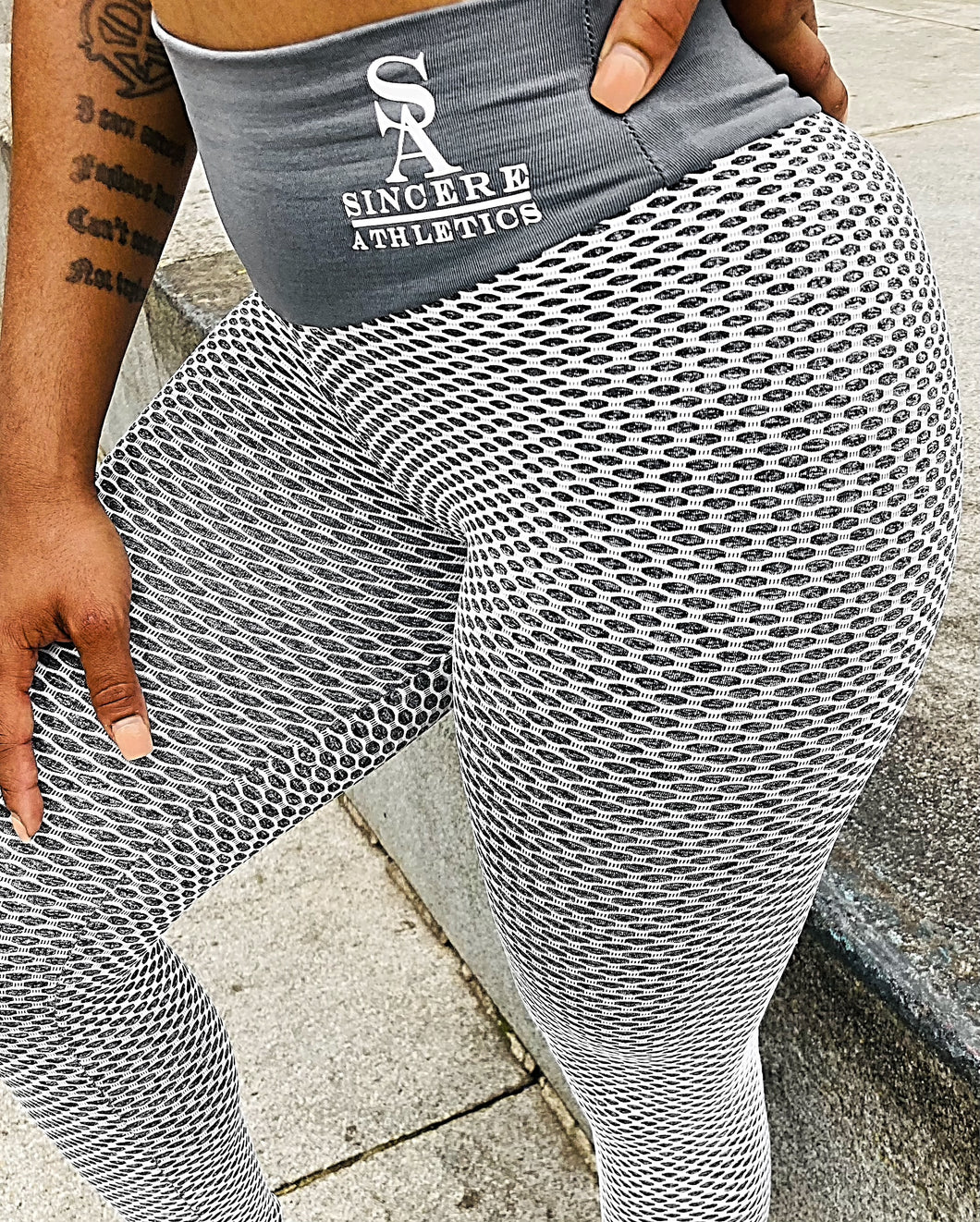 Women’s White on Grey Entanglement Leggings